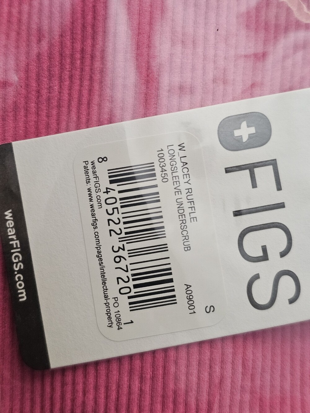 FIGS F'ING PINK LACEY RUFFLE LONGSLEEVE UNDERSCRUB. - Picture 3 of 6